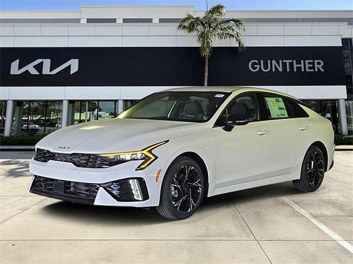 2026 Kia K5 GT-Line