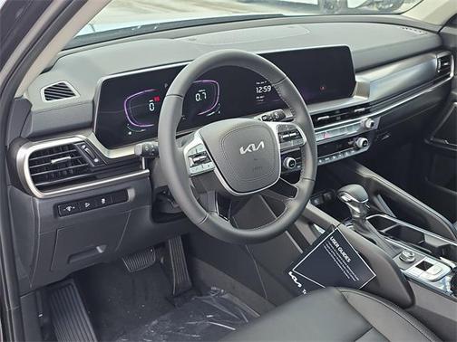 2025 Kia Telluride LX