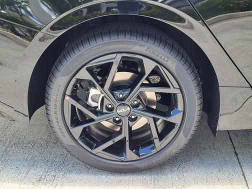 Aurora Black 2026 Kia K5 GT-Line