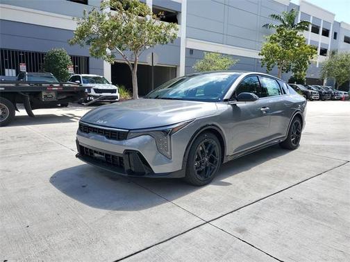 2025 Kia K4 GT-Line Turbo