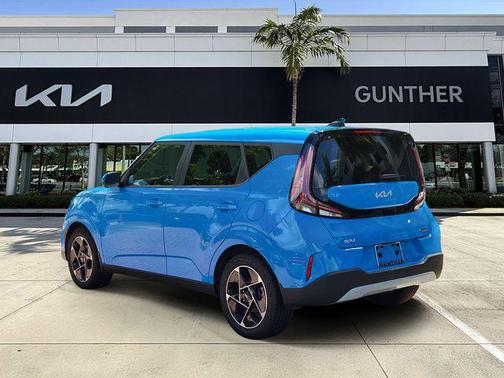Surf Blue 2023 Kia Soul EX