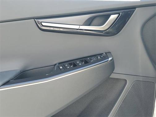 2025 Kia EV6 Light