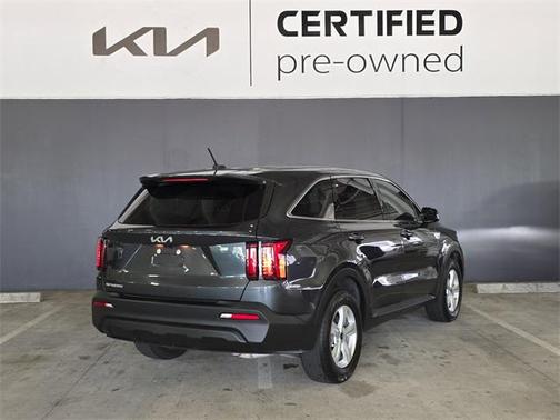2023 Kia Sorento LX