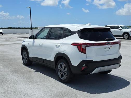 2025 Kia Seltos LX