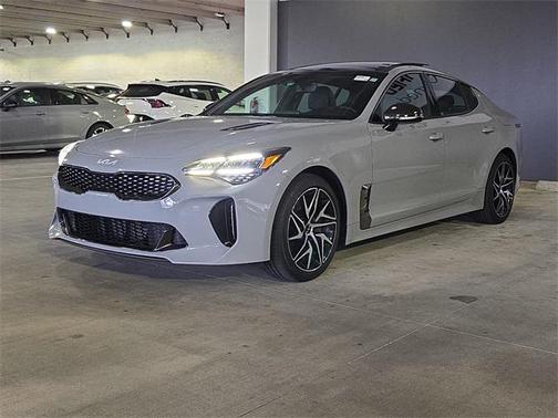 2022 Kia Stinger GT-Line