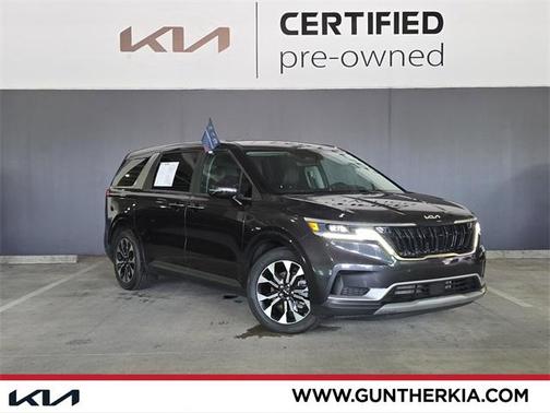 2024 Kia Carnival EX