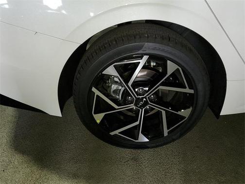 2025 Kia K5 EX