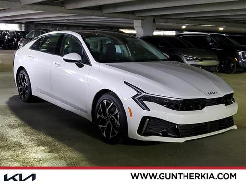 2025 Kia K5 EX
