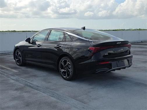 2025 Kia K5 GT-Line