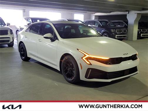 2025 Kia K5 LXS