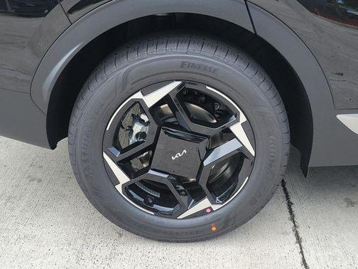 Fusion Black 2026 Kia Sportage Hybrid EX