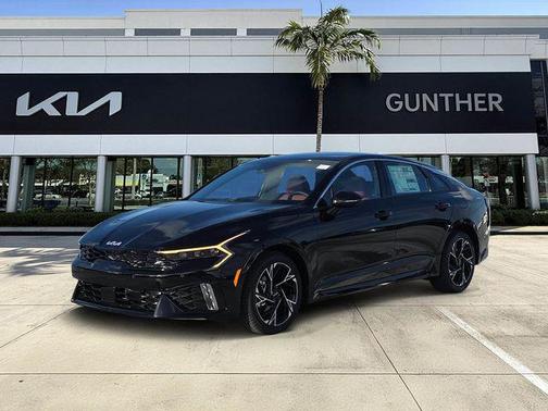 Aurora Black Pearl 2026 Kia K5 GT-Line