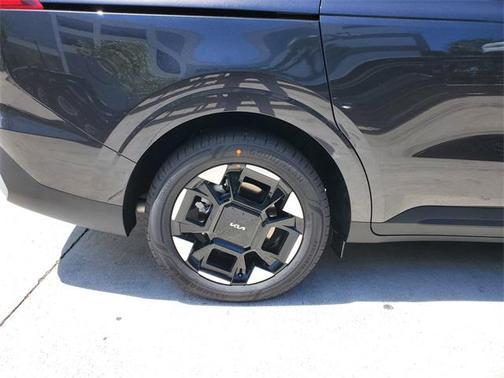 2025 Kia Carnival EX