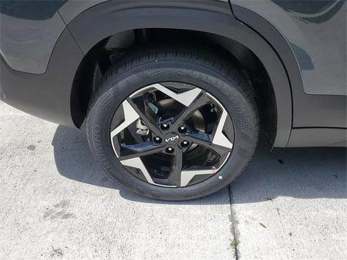 2025 Kia Seltos EX