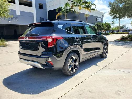2025 Kia Seltos EX