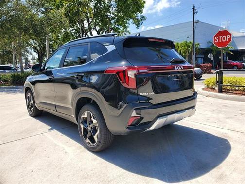 2025 Kia Seltos EX