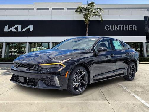 Aurora Black Pearl 2026 Kia K5 GT-Line