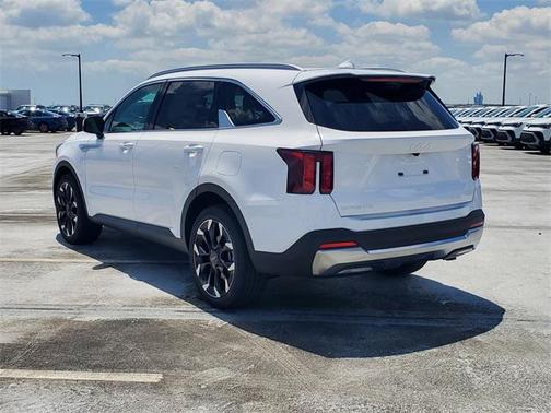 2025 Kia Sorento EX