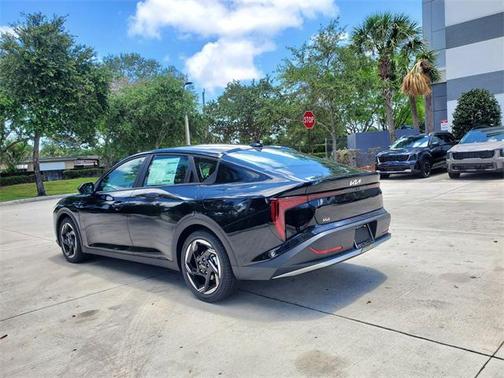 2025 Kia K4 EX