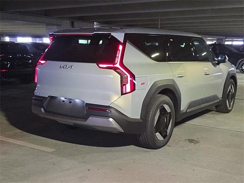 2026 Kia EV9 Light Long Range