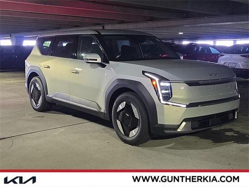 2026 Kia EV9 Light Long Range