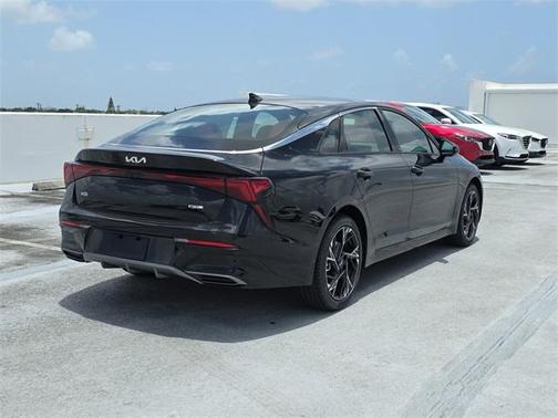 2025 Kia K5 GT-Line