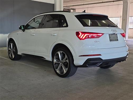 2021 Audi Q3 Premium Plus