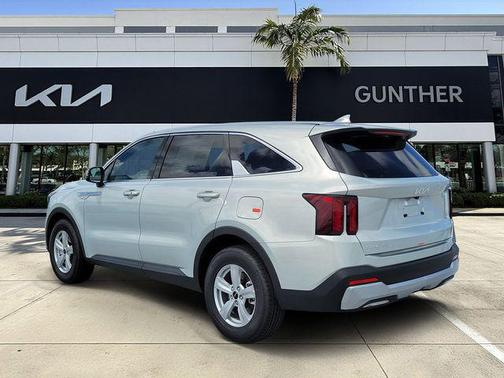 Ivory Silver 2026 Kia Sorento LX