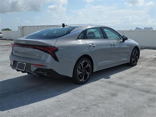 2025 Kia K5 GT-Line