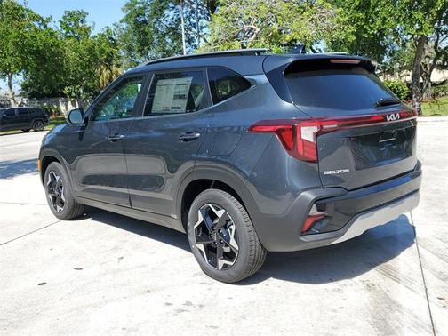 2025 Kia Seltos EX