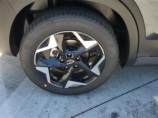 2025 Kia Seltos EX