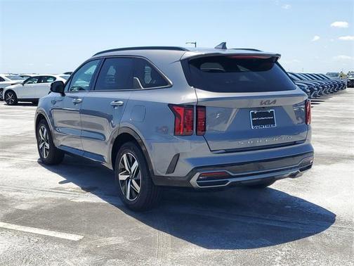 2022 Kia Sorento S