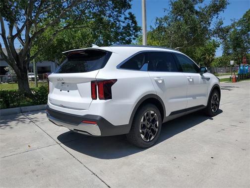 2025 Kia Sorento S