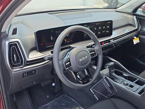 2025 Kia Sorento LX