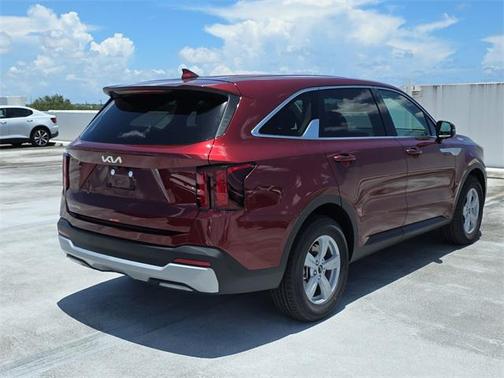 2025 Kia Sorento LX