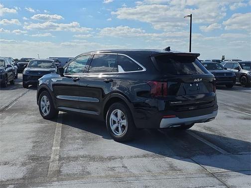 2026 Kia Sorento LX
