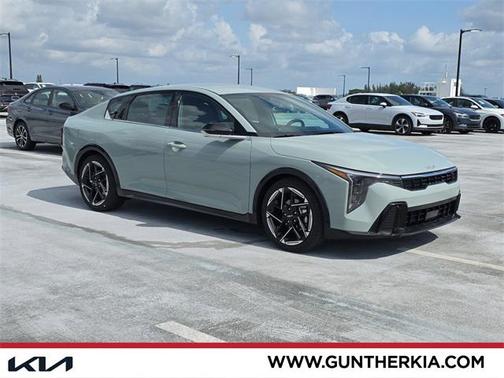 2025 Kia K4 GT-Line