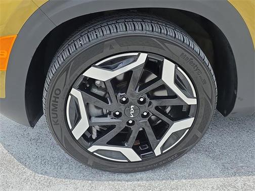 2024 Kia Seltos SX
