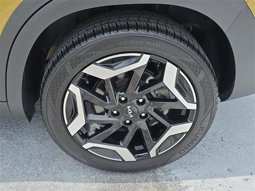 2024 Kia Seltos SX