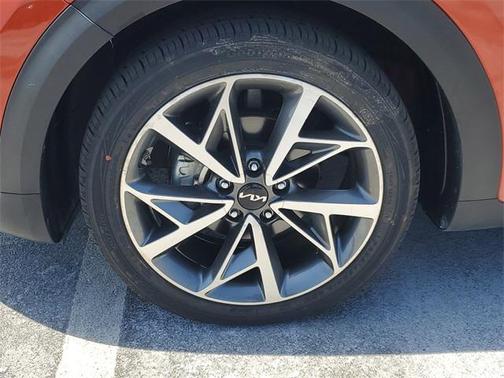 2022 Kia Niro Touring SE