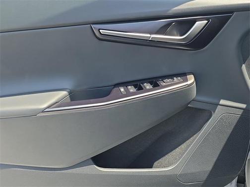 2025 Kia EV6 Light