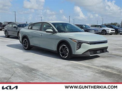 2025 Kia K4 EX