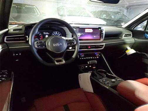 2024 Kia K5 GT-Line