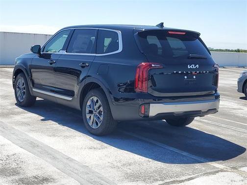 2025 Kia Telluride LX