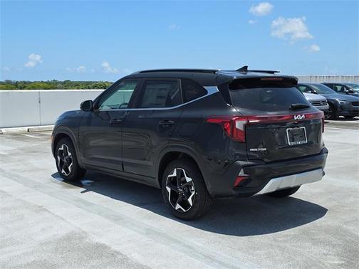 2025 Kia Seltos EX