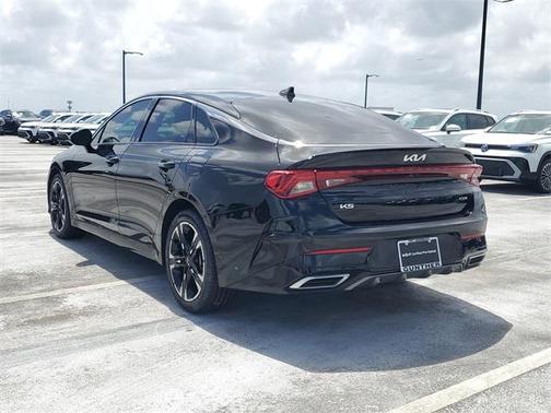 2024 Kia K5 GT-Line
