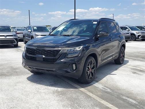 2023 Kia Seltos SX