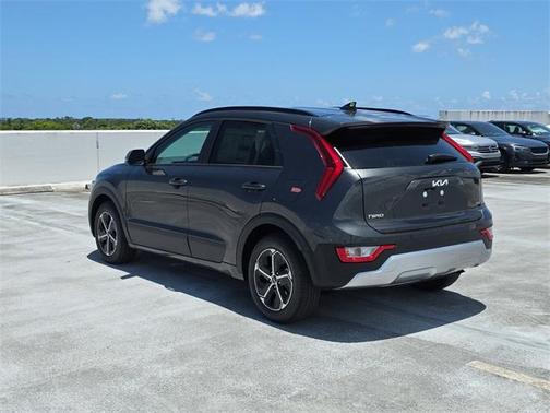 2025 Kia Niro EX