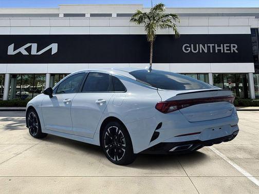 Glacial White Pearl 2024 Kia K5 GT-Line