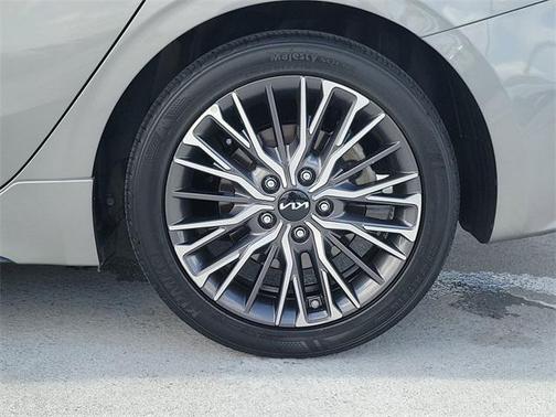 2022 Kia Forte GT-Line
